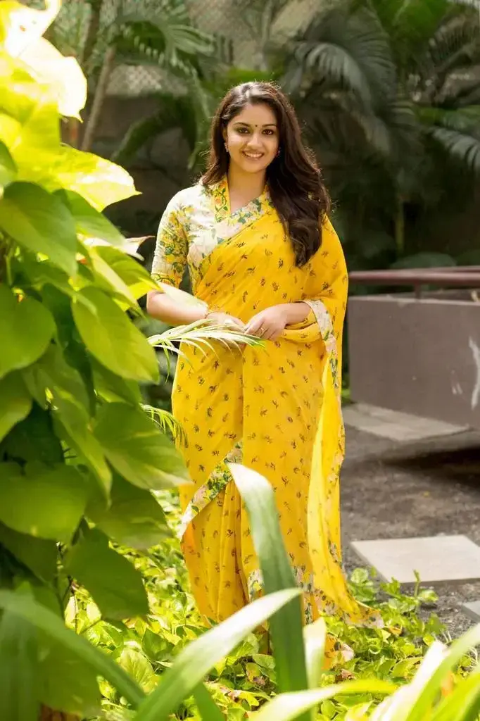 TOLLYWOOD ACTRESS KEERTHY SURESH IN YELLOW SAREE 5